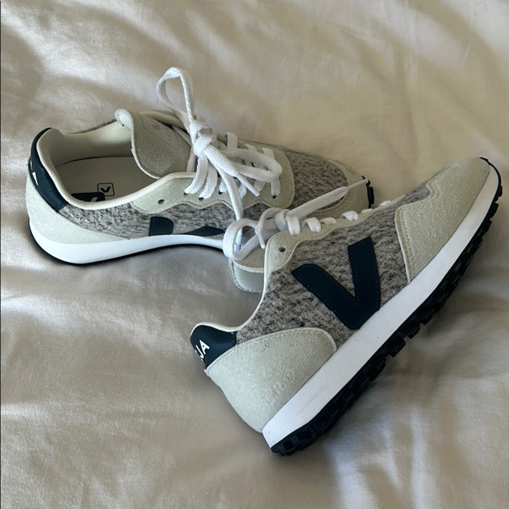 Veja sneakers